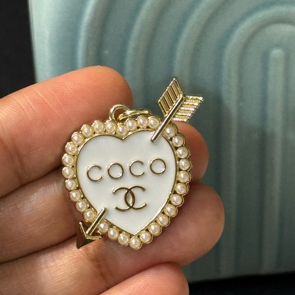 Coco Chanel Heart Zipper Pull Charm with Pearls and Gold Accents - Picture 1 of 4